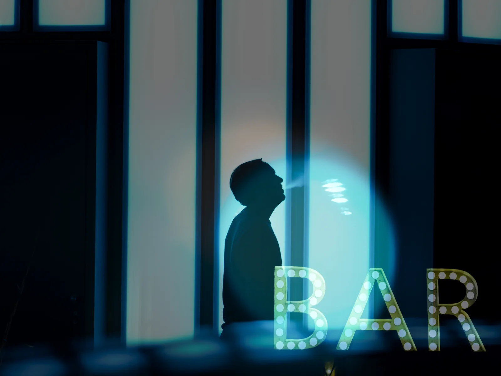 bar