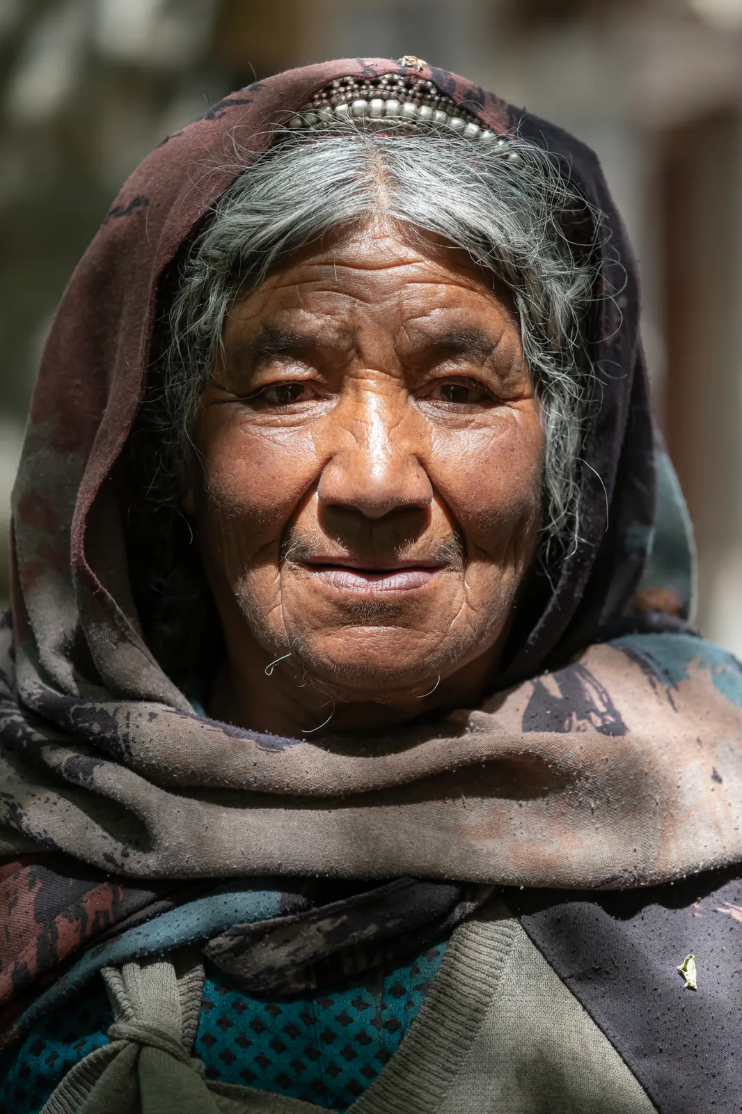 Frau im Nubra Valley