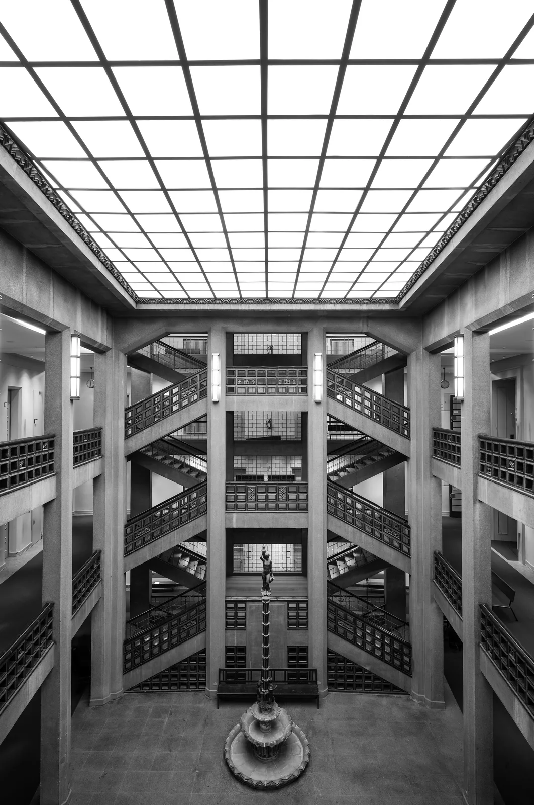 Fritz Schumacher Grundbuchamt Hamburg The Total