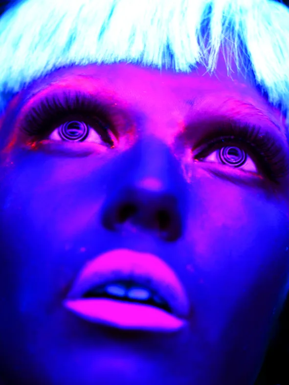 NEON FOR INDIE MAGAZINE