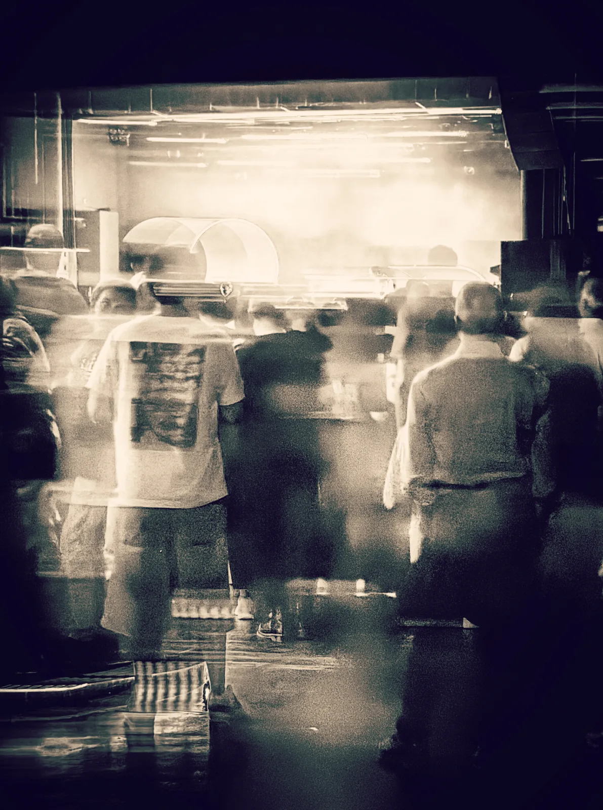 Hypnotised ✨ Lost in the crowd, found in the rhythm.