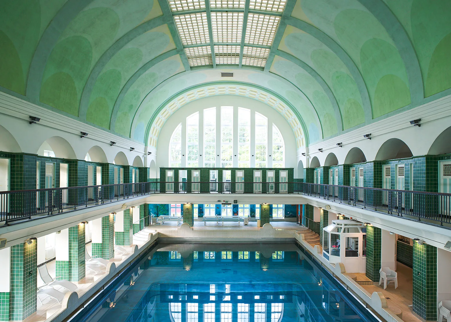 Fritz Schumacher Swimming Hall Holthusen Hamburg Main Pool
