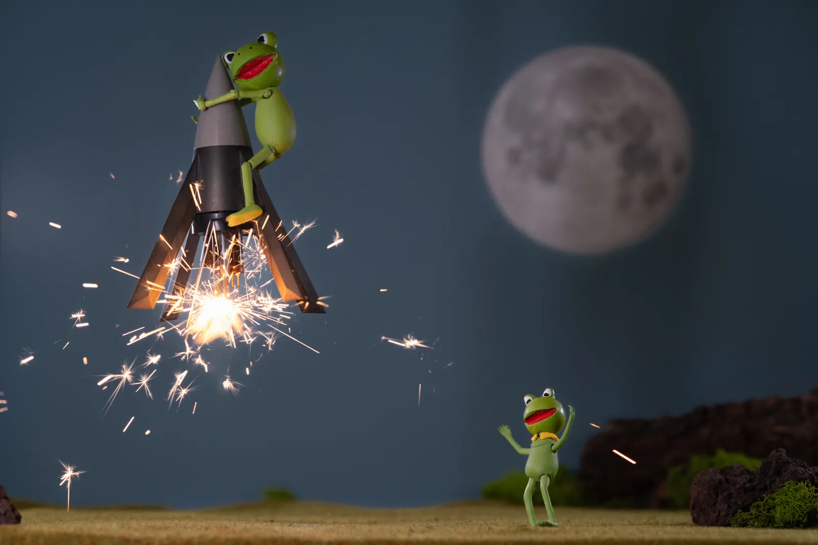 FLY ME TO THE MOON