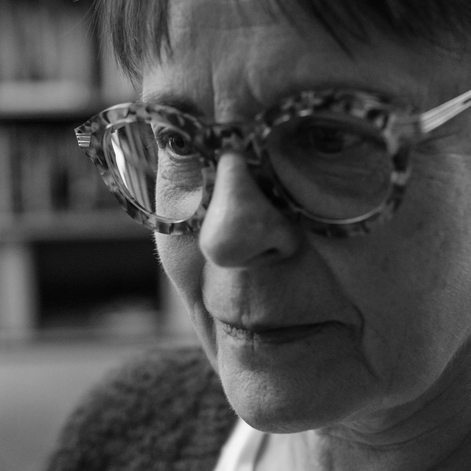 Esther Nikolussi