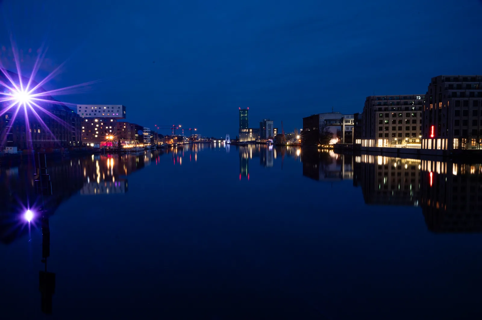 Bettina-Gandlgruber-202.jpg "Berlin-Blick von der Oberbaumbrücke"
